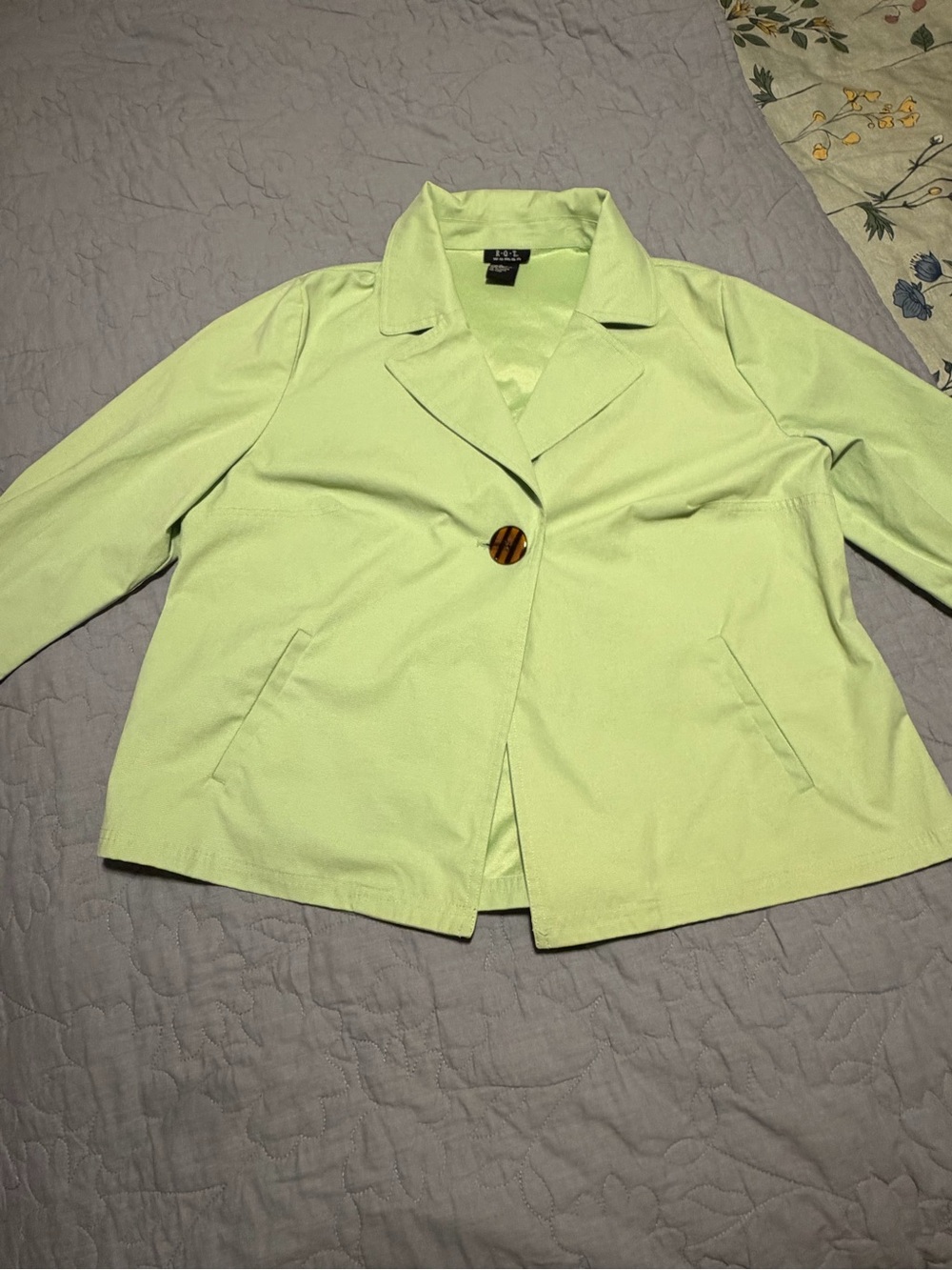 Light Green Single-Button Casual Blazer Jacket